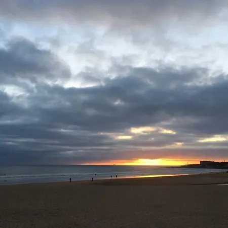 With Garden And Pool Apartamento Estoril